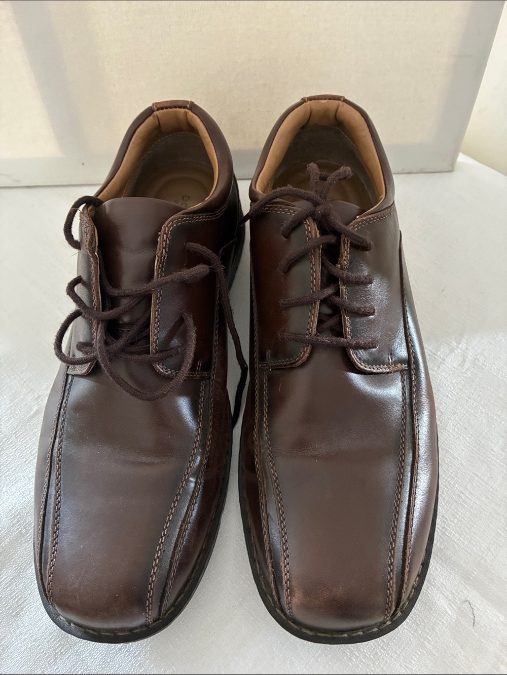 Dockers Men’s Dark Brown Leather Lace-Up Oxfords Size 11M